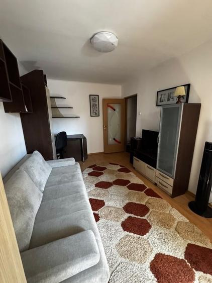 Garsonieră decomandată, mobilată în Mircea cel Bătrân