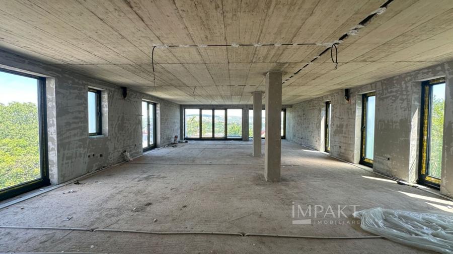 Spațiu comercial, de 650 mp, în Zorilor