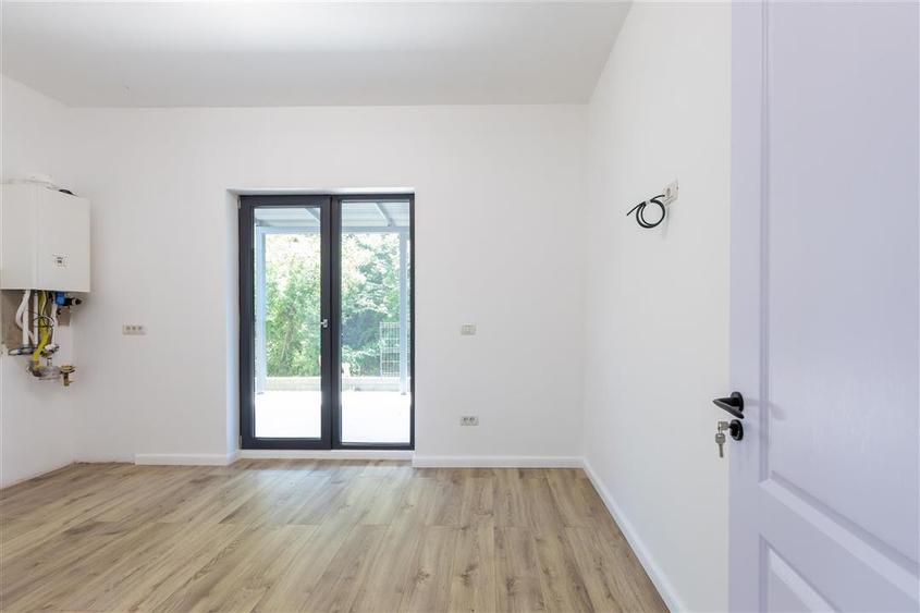 Casă individuală cu 3 camere cu Teren 375 Mp în Hemeiuș