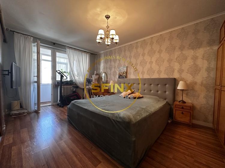 Apartament cu 3 camere decomandat în Decebal