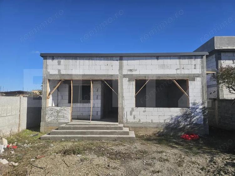 Casa individuala, 72 mp utili, teren 286 mp, zona Simnicul de Jos - 1