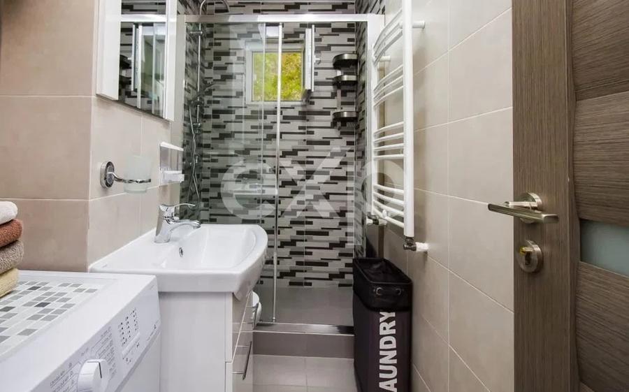 Apartament cu 3 camere decomandat, mobilat în Tomis Nord