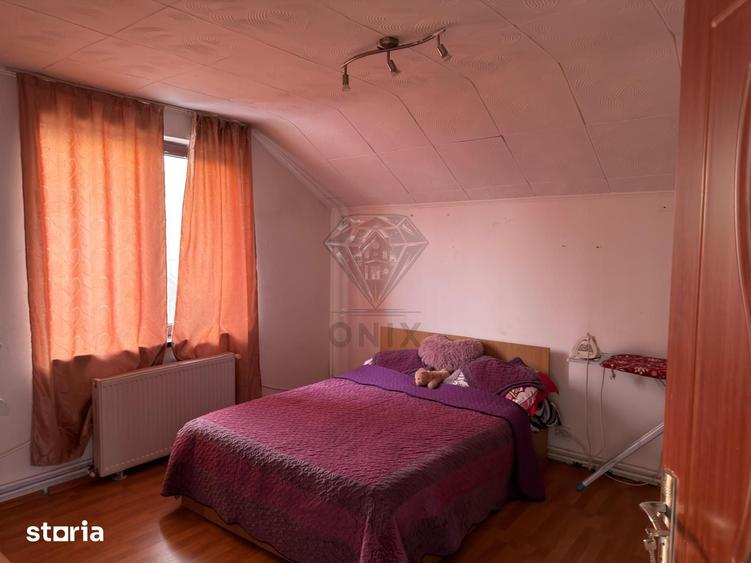 Casă cu 6 camere cu Teren 517 Mp în Târgșoru Vechi