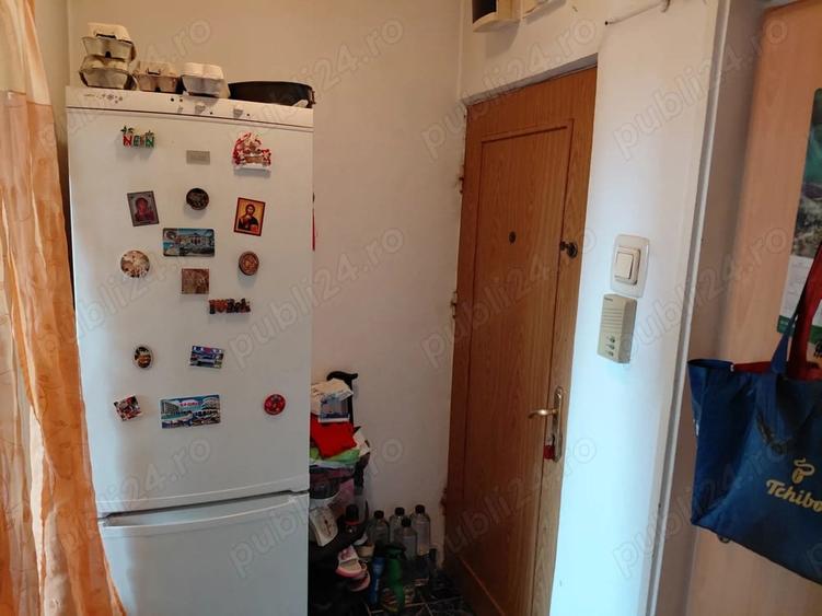 Apartament cu 2 camere semidecomandat în Giurgiului