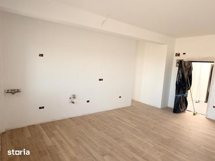 Apartament cu 3 camere în Torontalului