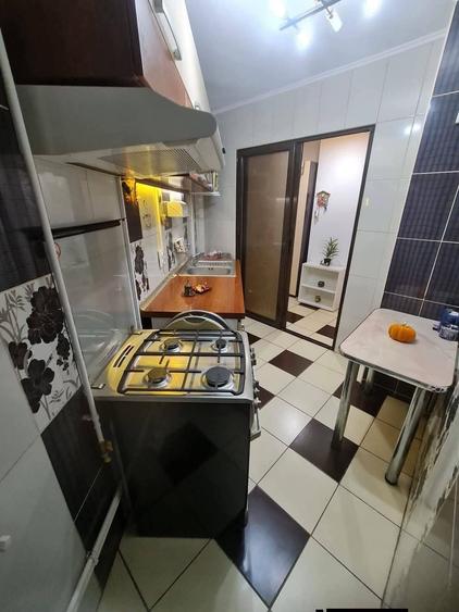 Garsonieră decomandată în Galați