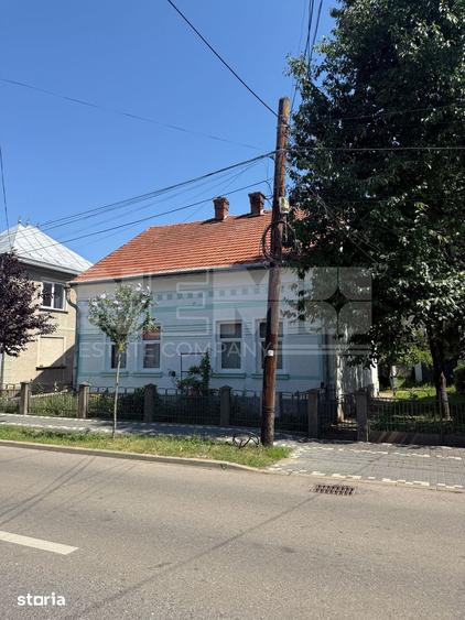 Casă cu 4 camere cu Teren 520 Mp în Central