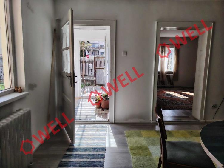 Birou, de 40 mp, în Central