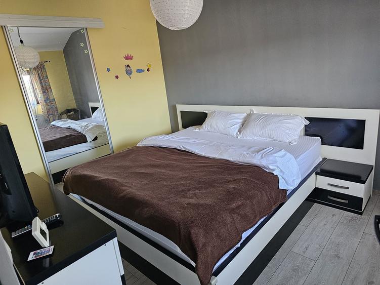 Apartament cu 2 camere decomandat în Bârzești