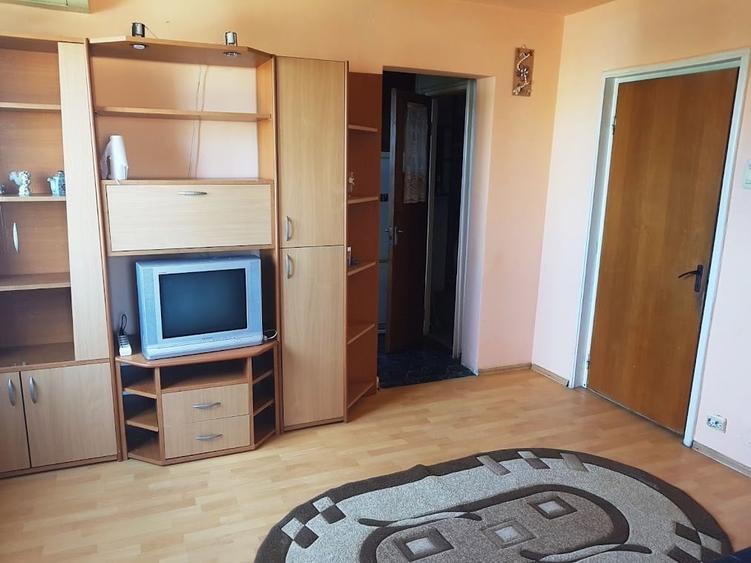Apartament semidecomandat în Compozitorilor