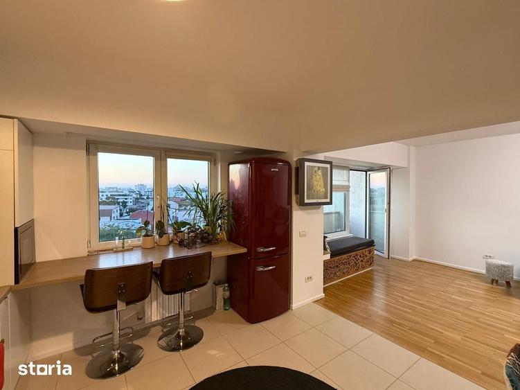 Apartament cu 4 camere în Decebal