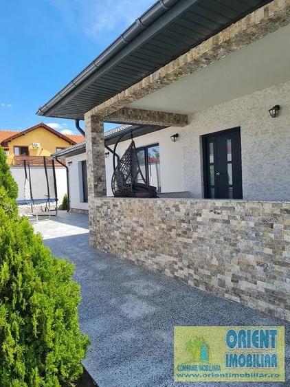 Casă cu 4 camere cu Teren 610 Mp în Valu lui Traian