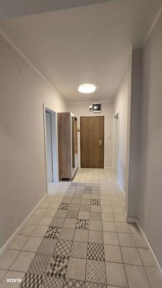 Apartament cu 3 camere decomandat în Blumăna
