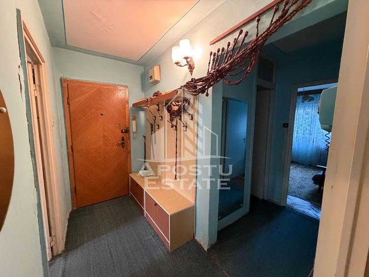 Apartament cu 3 camere decomandat în Bucovina
