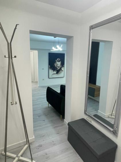Apartament cu 3 camere decomandat în Unirii Nord