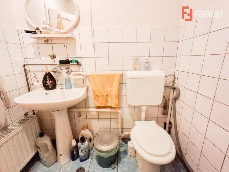 Casă individuală cu 5 camere cu Canalizare în Giarmata