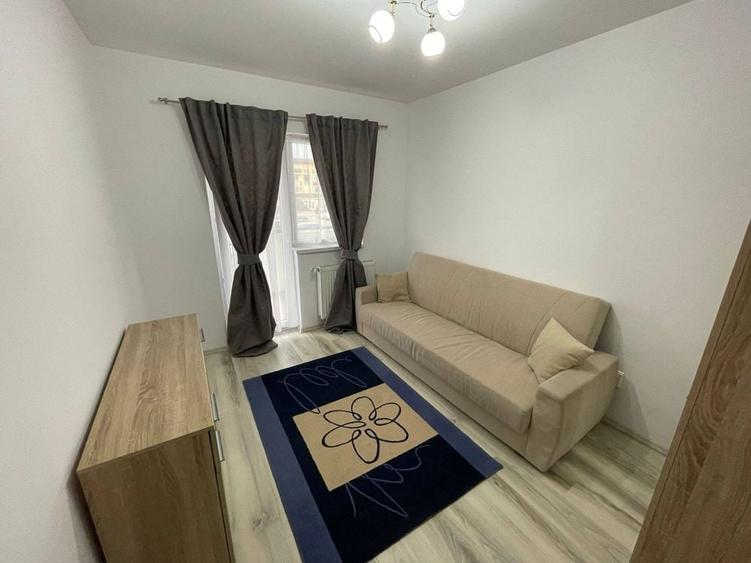 Apartament cu 2 camere semidecomandat în Lotrioara