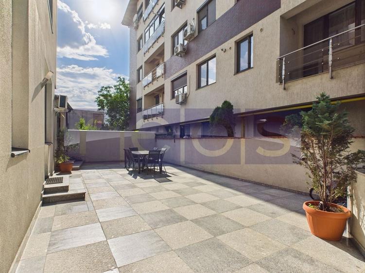 Apartament cu 3 camere decomandat, mobilat în Dămăroaia