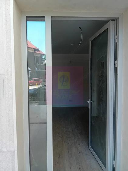 Apartament cu 4 camere decomandat în Armeneasca