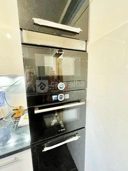 Apartament cu 4 camere decomandat, mobilat în Central