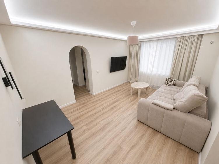 Inchiriez apartament de lux 2 camere (zona 0) - 10