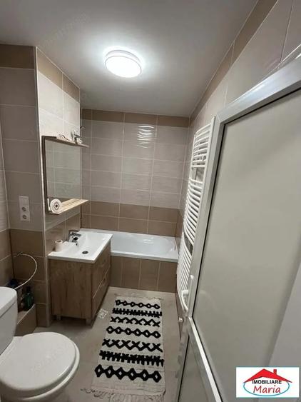 Apartament cu 2 camere în Micro 16