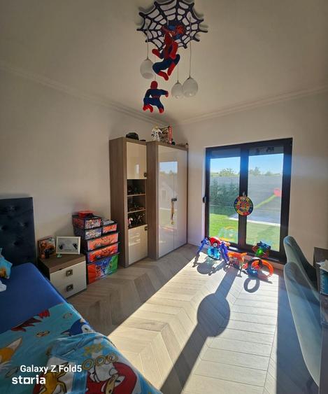 Casă cu 3 camere cu Teren 471 Mp în Sântandrei