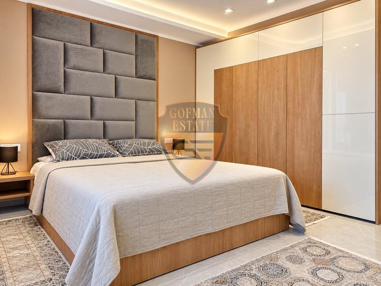 Apartament cu 3 camere, mobilat în Palazu Mare