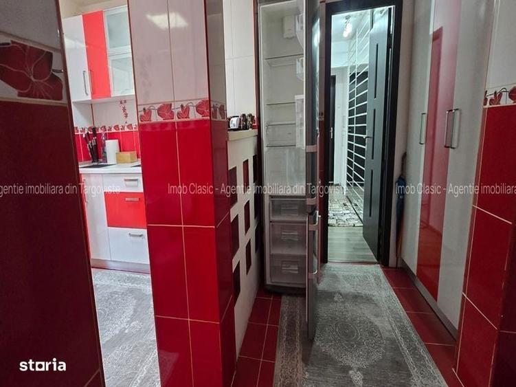 Apartament cu 3 camere decomandat în Micro 3