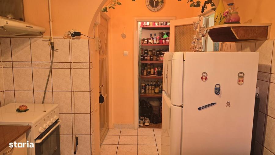 Apartament cu 2 camere semidecomandat în Zamfirescu