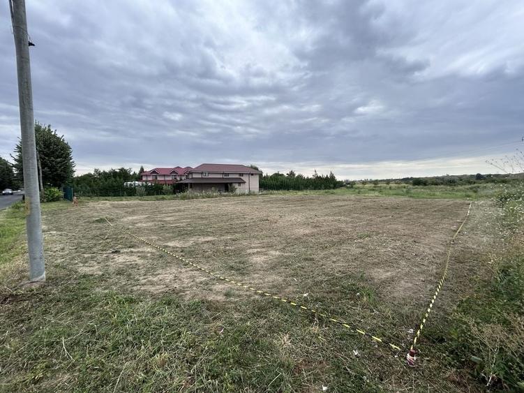 Teren de 1200 mp, în Central