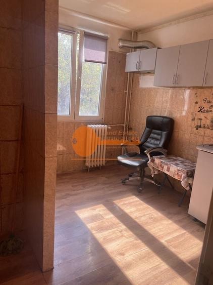 Apartament cu 2 camere decomandat în Rahova