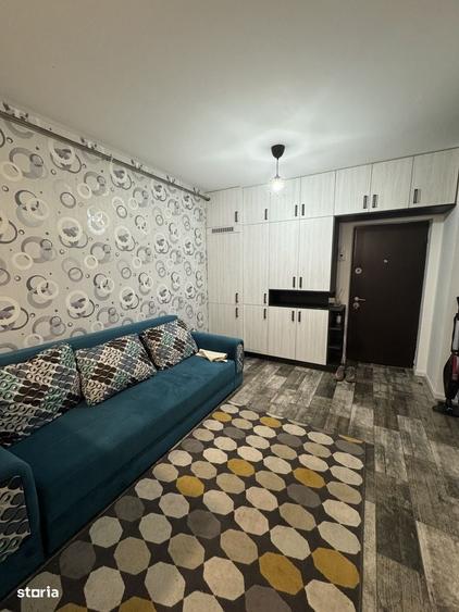 Apartament cu 2 camere în Apărătorii Patriei