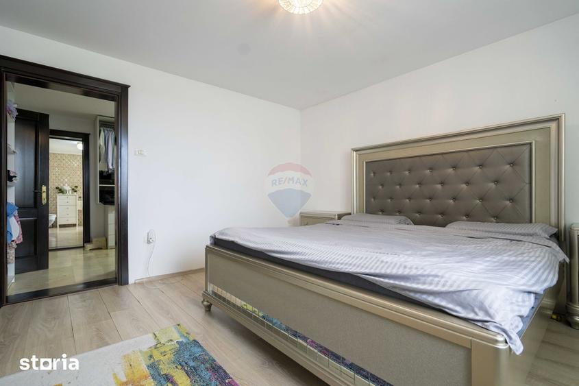 Casă cu Teren 925 Mp în Nufărul