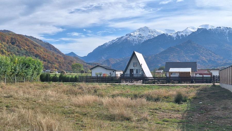 Teren Construcții intravilan de 1000 mp, în Glăjărie