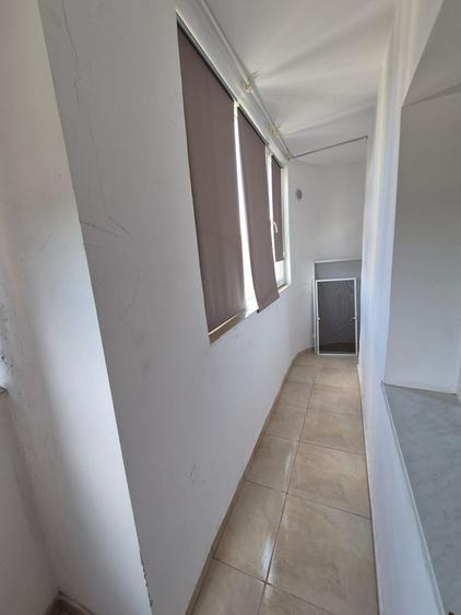 Apartament cu 4 camere decomandat, mobilat în Gara