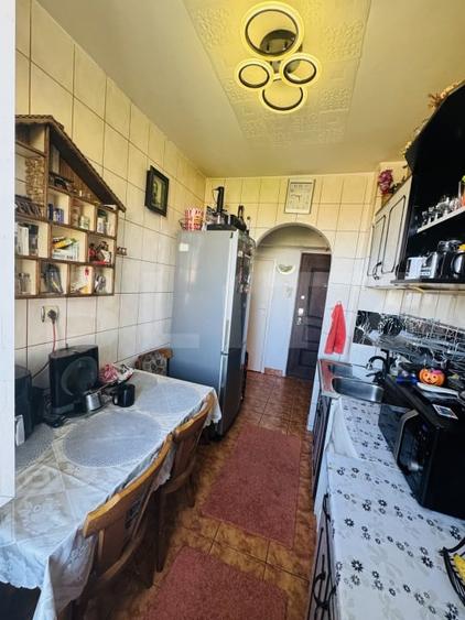 Apartament cu 2 camere semidecomandat, mobilat în Astra