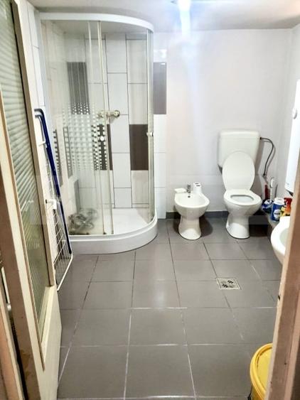 Casă individuală cu 4 camere cu Teren 1253 Mp în Berghin