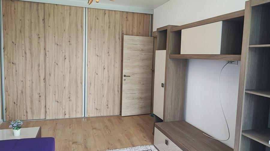 Apartament decomandat în Berceni