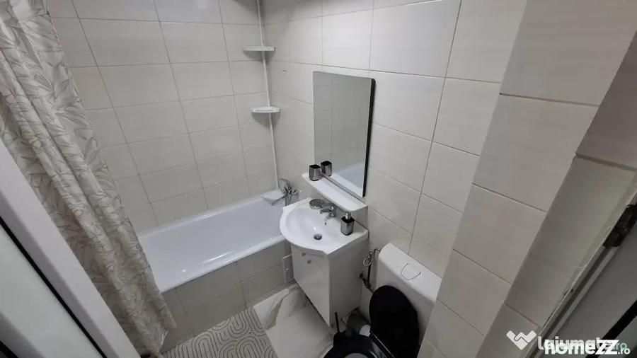 Apartament cu 2 camere decomandat în Independenței
