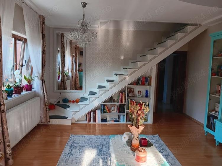Casă cu Teren 500 Mp în Moinești