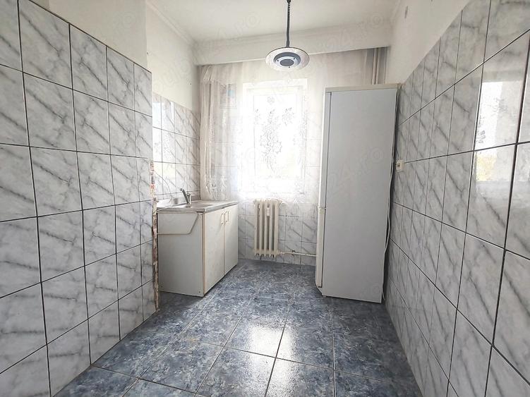 Apartament cu 2 camere semidecomandat în Trivale
