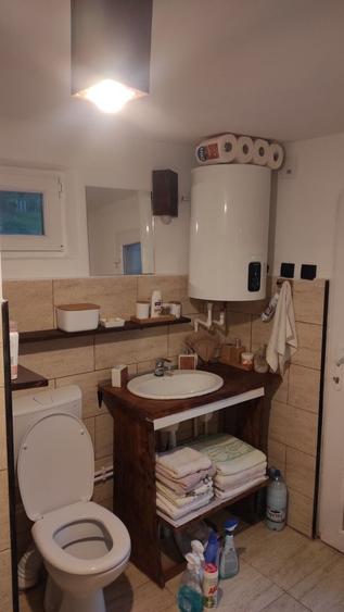 Casă cu 3 camere cu Teren 1600 Mp în Știnăpari