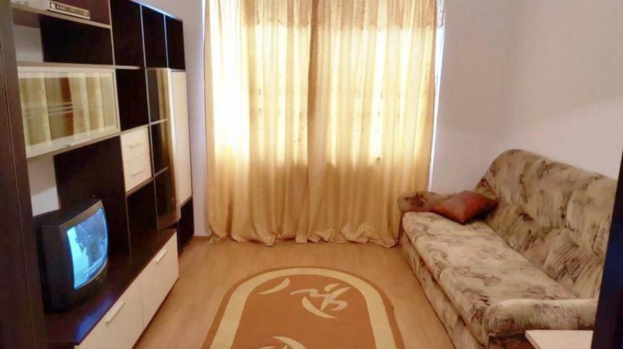 Garsonieră decomandată în Micro 40