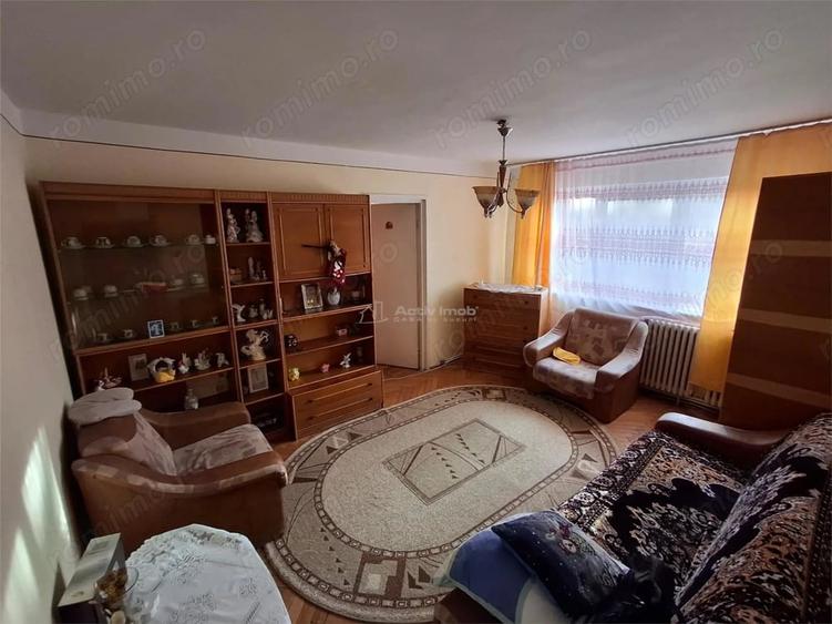 Apartament cu 2 camere semidecomandat în Micro III
