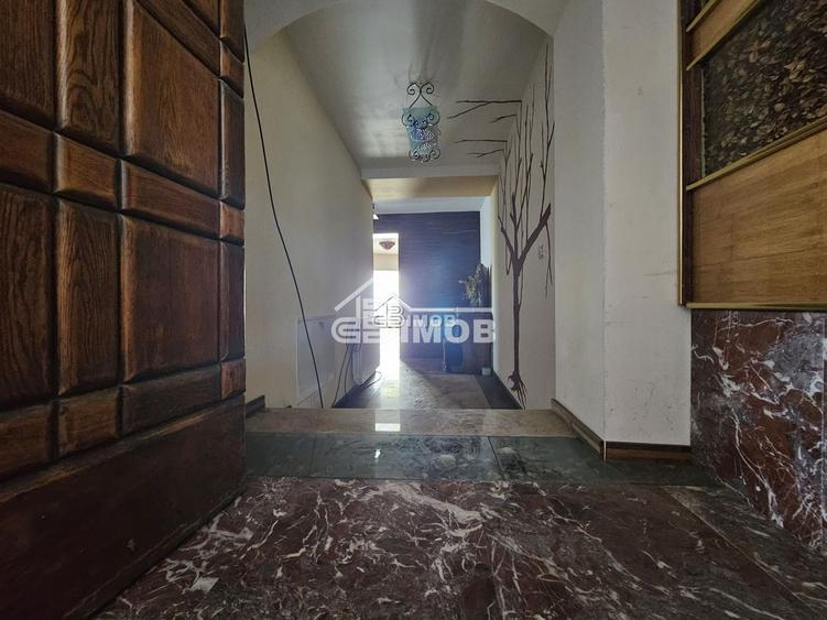 Casă cu 1 camere cu Canalizare în Central