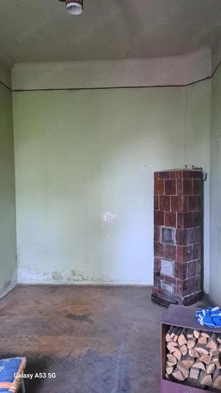 Casă cu 6 camere cu Teren 1150 Mp în Central