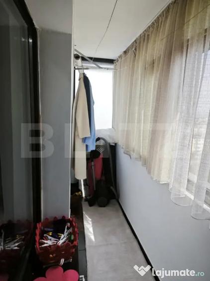 Apartament cu 2 camere decomandat în Războieni