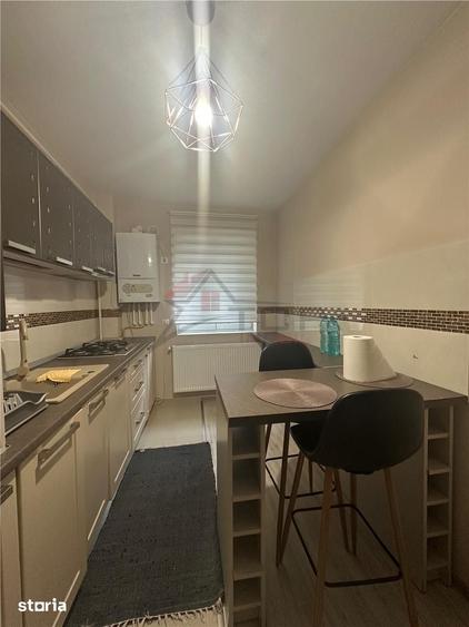 Inchiriere Apartament cu 2 camere Decomandat Copou cu Garaj (5 minute - 11