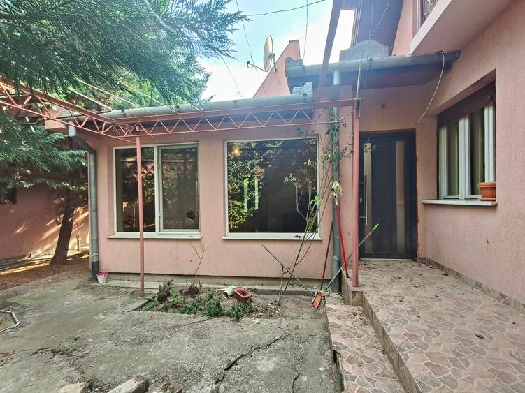 Casă individuală cu 4 camere cu Teren 580 Mp în Elisabetin